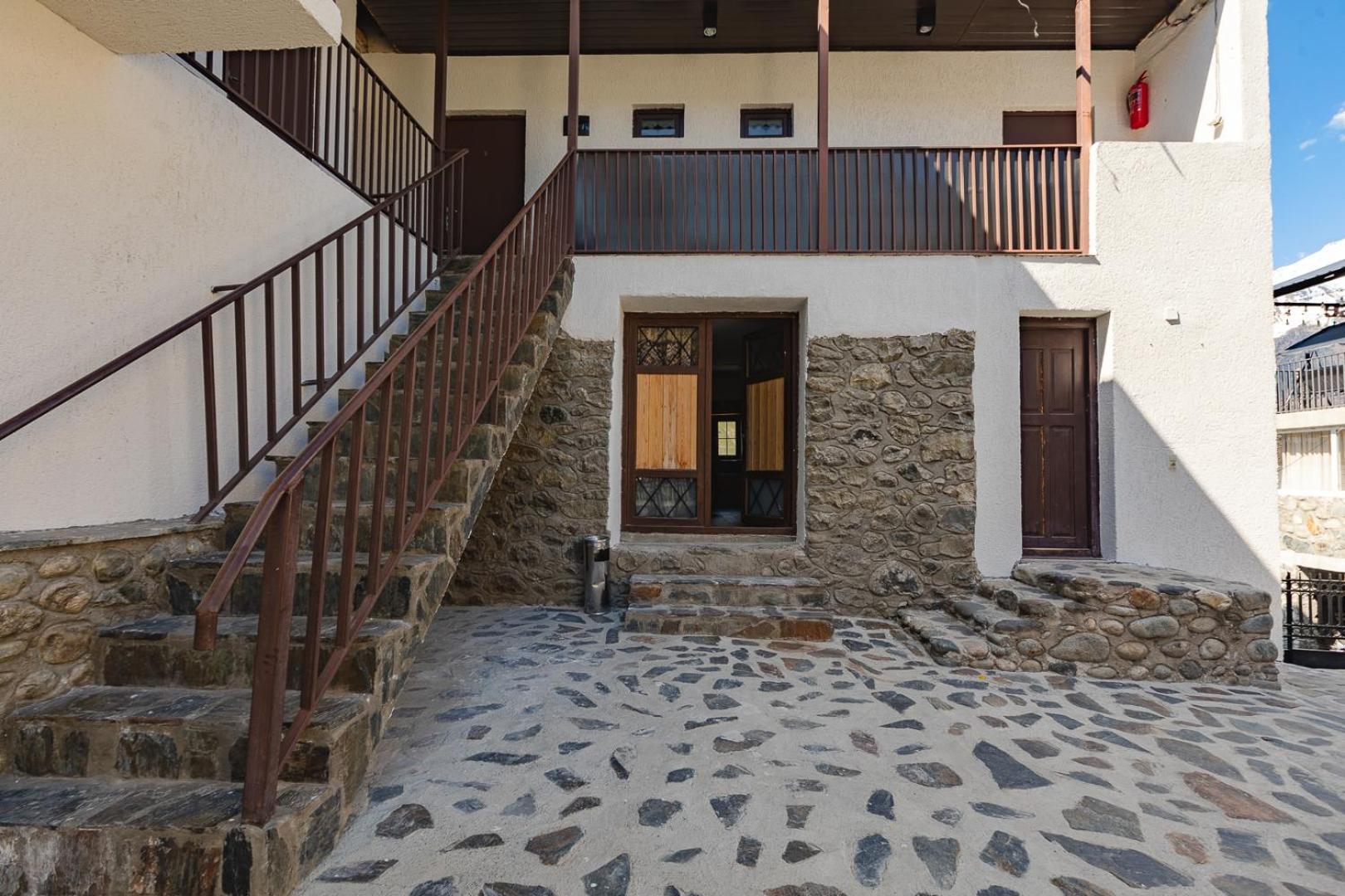 Guesthouse Of Manoni Ratiani Mestia Exterior photo