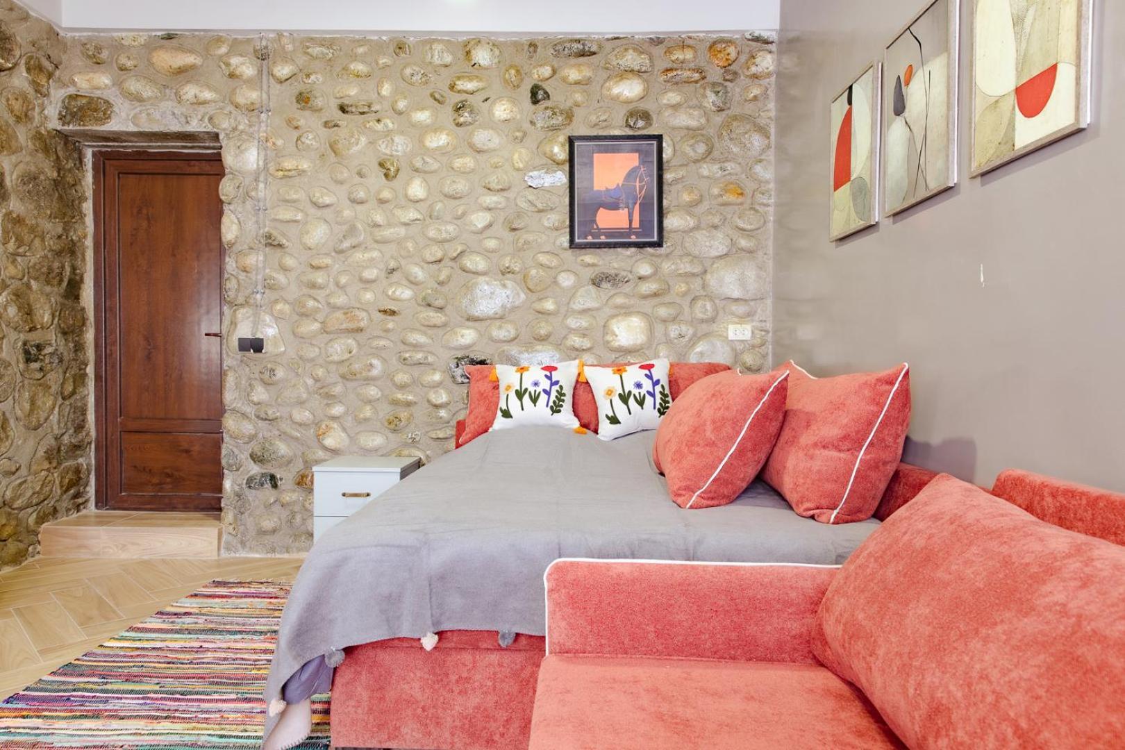 Guesthouse Of Manoni Ratiani Mestia Exterior photo
